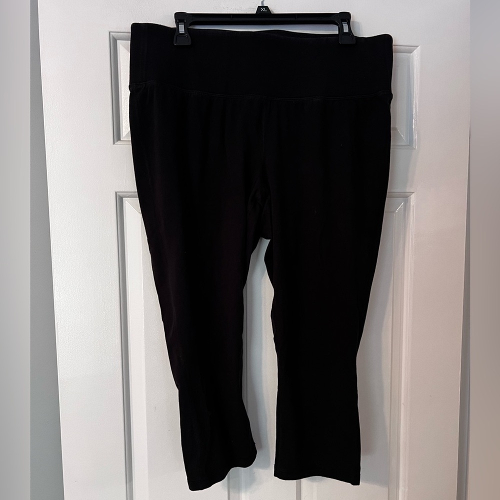 Livi by Lane Bryant -Black Capri Leggings